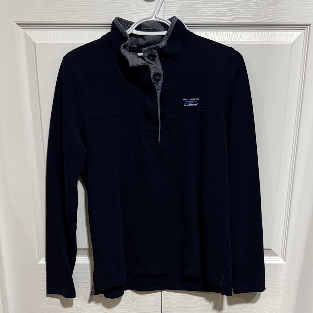 L.L. Bean Navy Long Sleeve Sweater